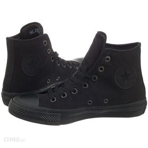 Converse, all Black